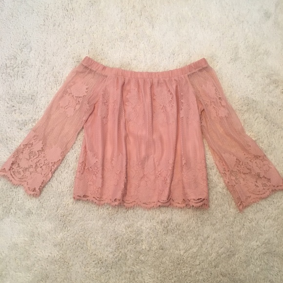Blush Lace Off-Shoulder Top NWT - Picture 2 of 5